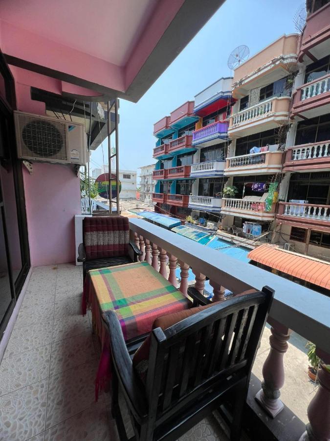 Hotel Soetnos Jomtien Beach Exterior foto